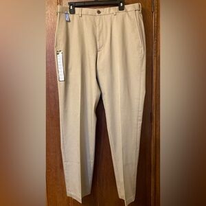 NWT-36x32 Haggar Classic Fit Khaki Slacks